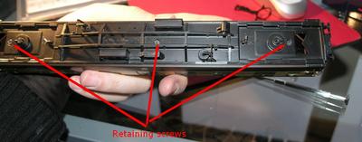 /images0509/retaining_screws.thumbnail.jpg